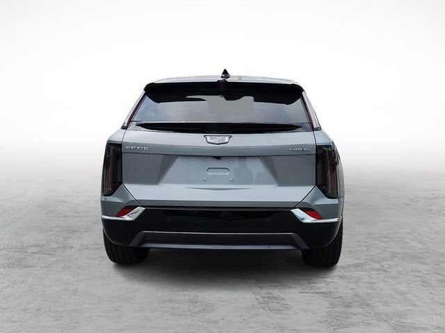 2025 Cadillac OPTIQ Luxury 2
