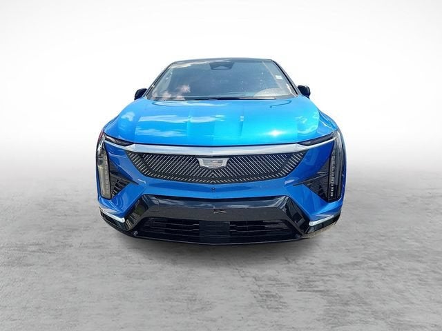 2025 Cadillac OPTIQ Luxury 2