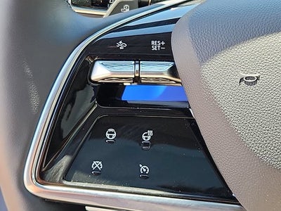 2025 Cadillac OPTIQ Luxury 2