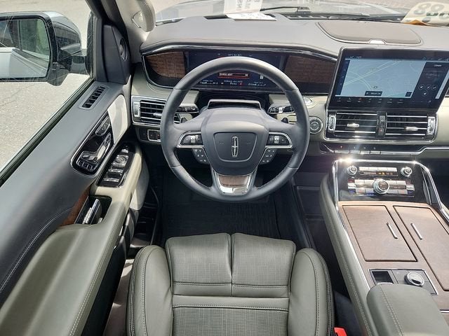 2022 Lincoln Navigator Black Label