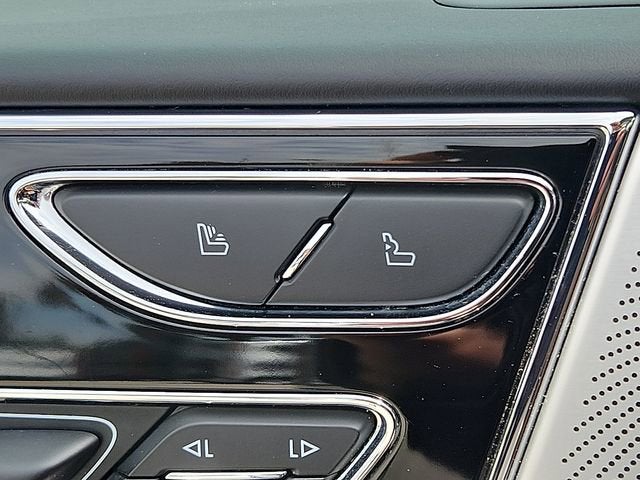 2022 Lincoln Navigator Black Label
