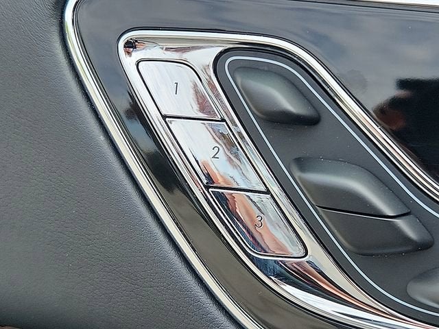 2022 Lincoln Navigator Black Label