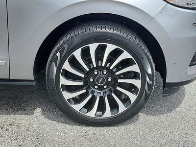 2022 Lincoln Navigator Black Label