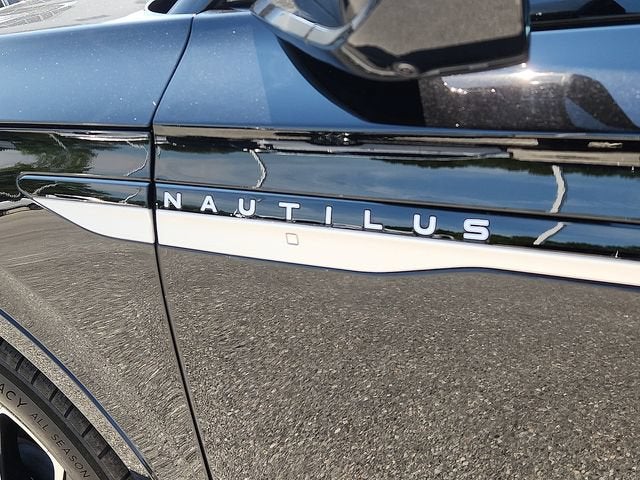 2024 Lincoln Nautilus Reserve