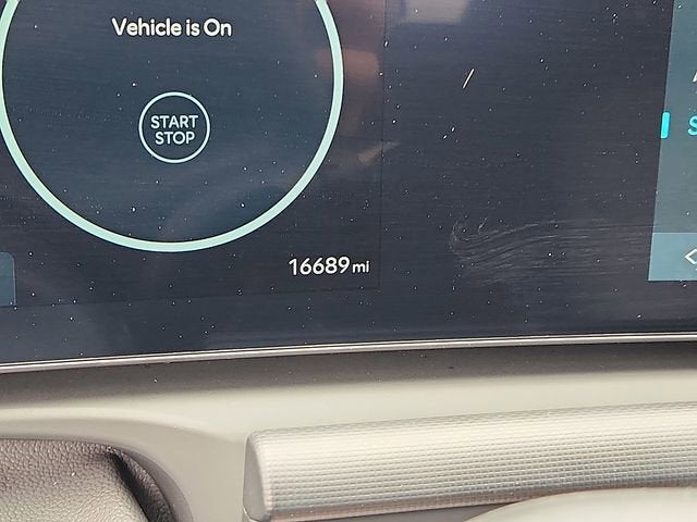 2025 Hyundai Santa Cruz SEL Activity