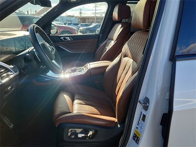 2023 BMW X7 xDrive40i