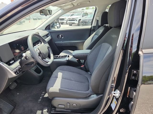 2025 Hyundai IONIQ 5 SE