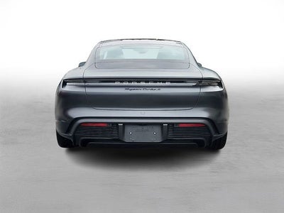 2022 Porsche Taycan Turbo